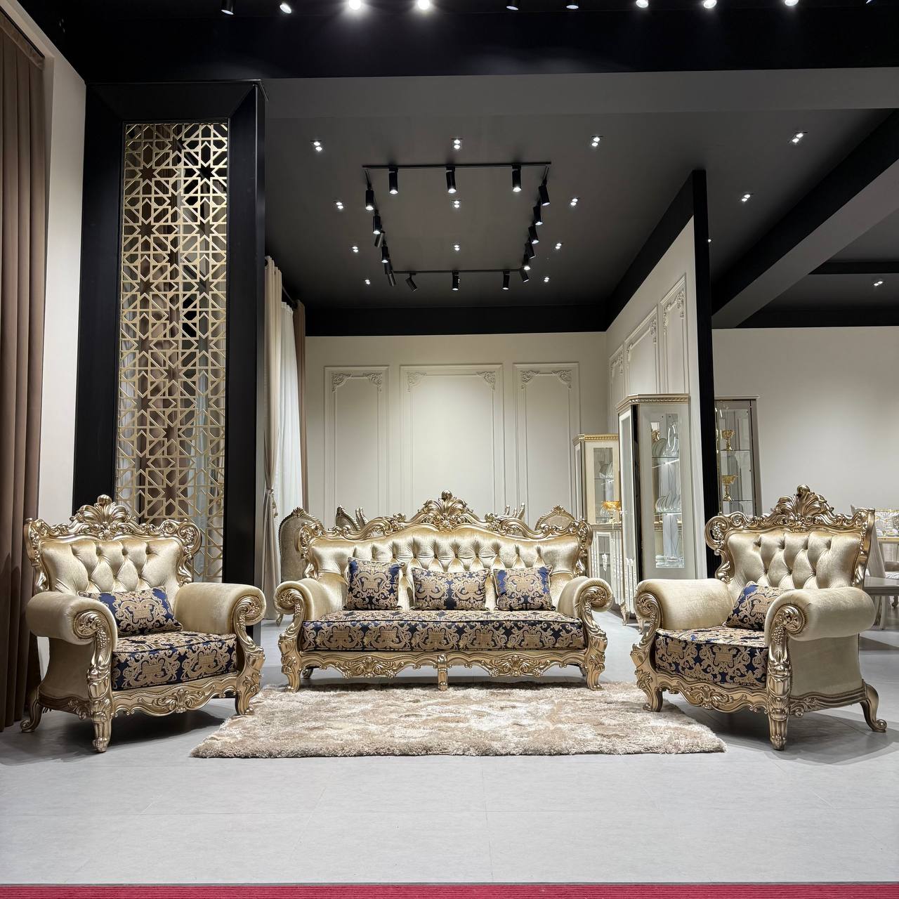 Sheyx Divan